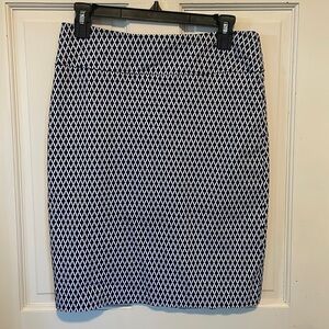 Margaret M Printed‎ Pencil Skirt - Size Medium- EUC blue/white
